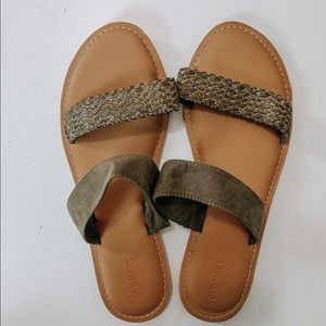 Strappy womens sandals